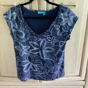 Ruffled floral feminine Fresh Produce top